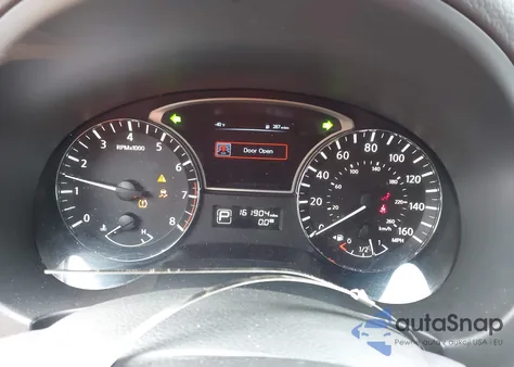 2015 Nissan Altima 2.5 S из США, поврежденный, VIN 1N4AL3AP0FC155914